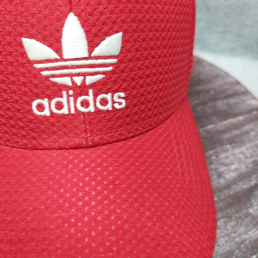 Adidas Red Trefoil Logo Baseball Cap With Breathable Mesh Design L/XL - Picture 10 of 14